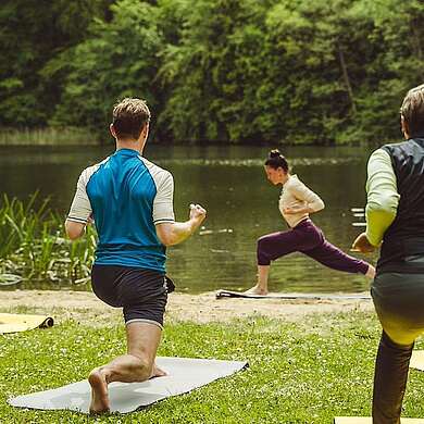 SunnySide Yoga am Huwenowsee